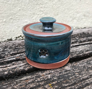 Blue Glaze Lidded Pot with Blackberry Stamp