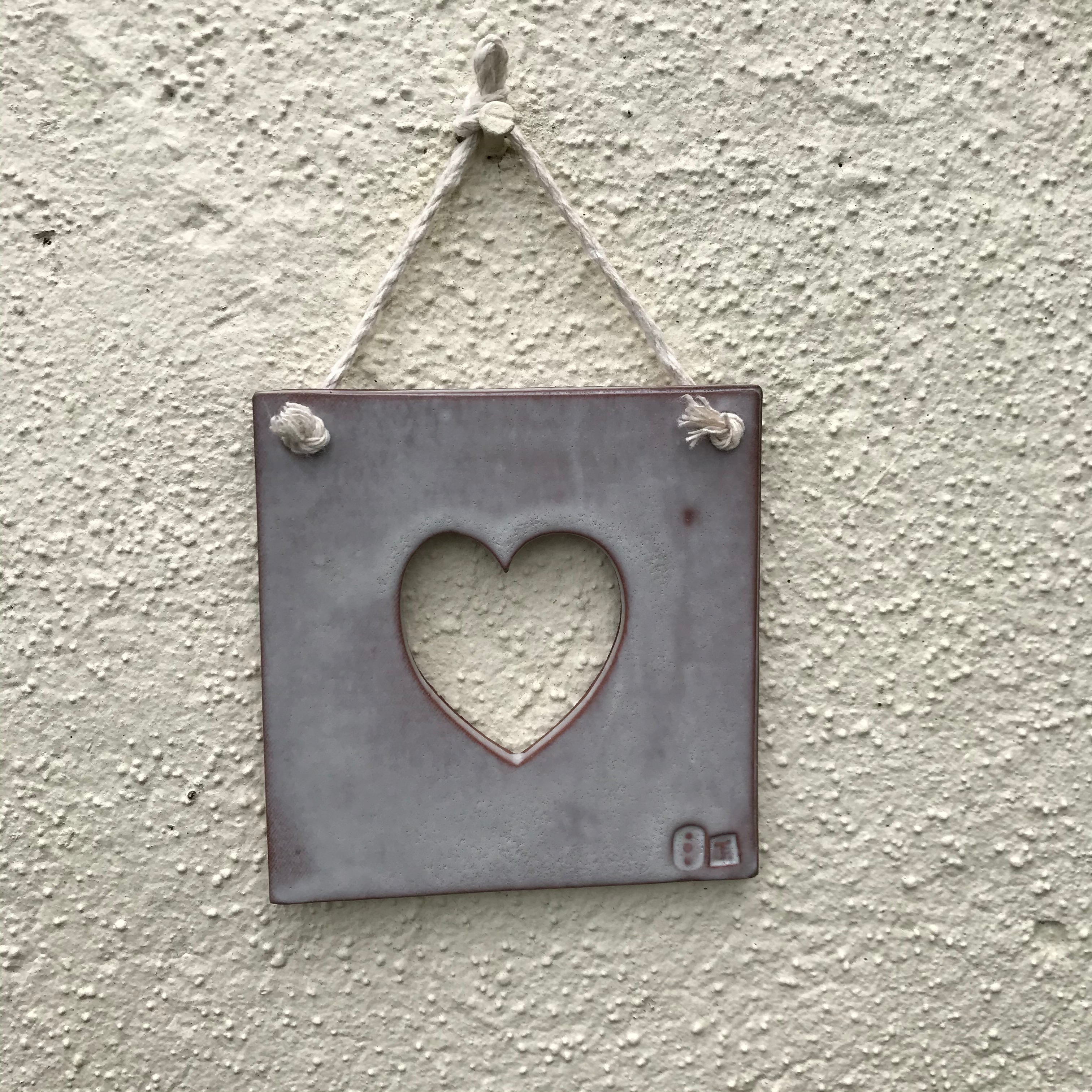 White Heart Hanger