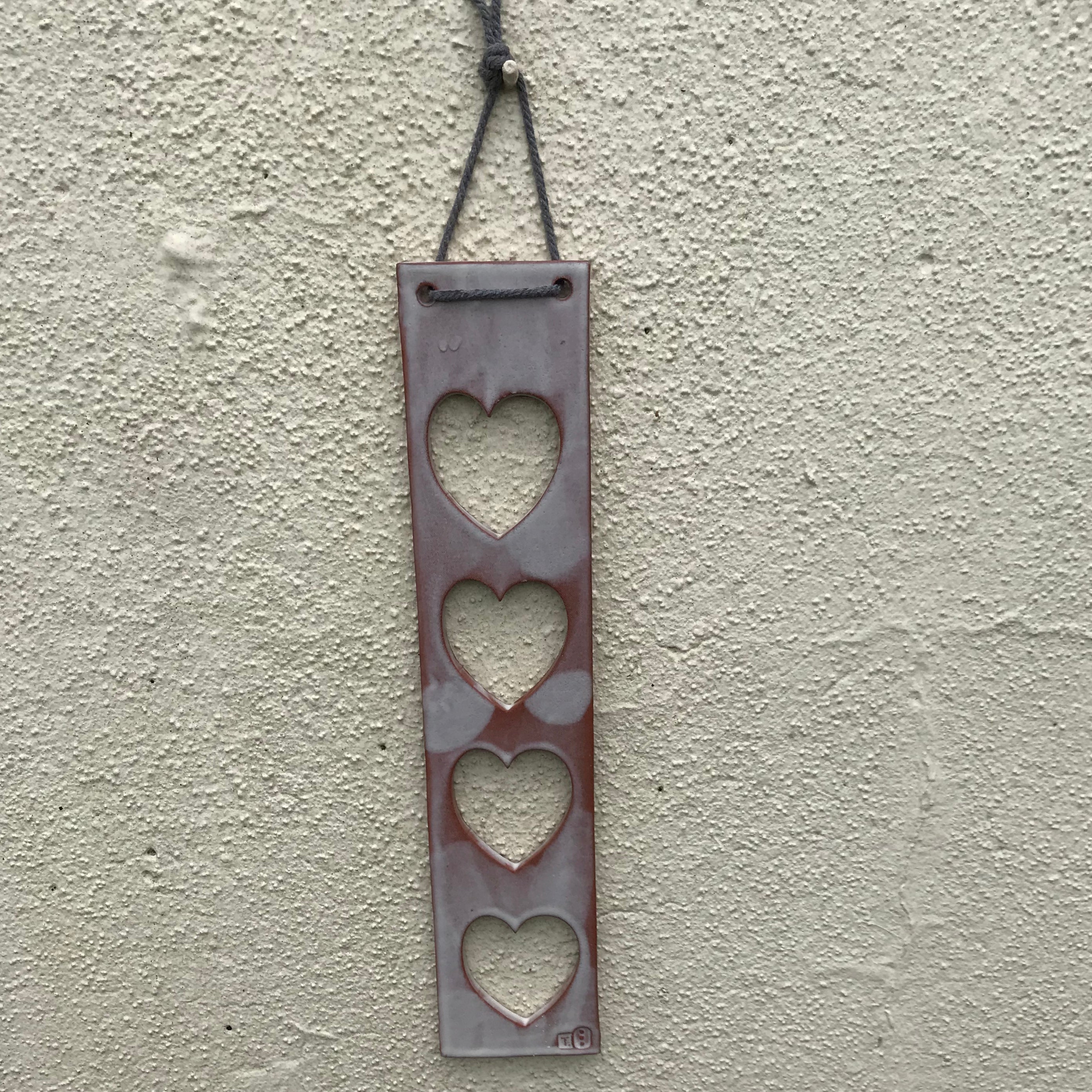 White Heart Hanger