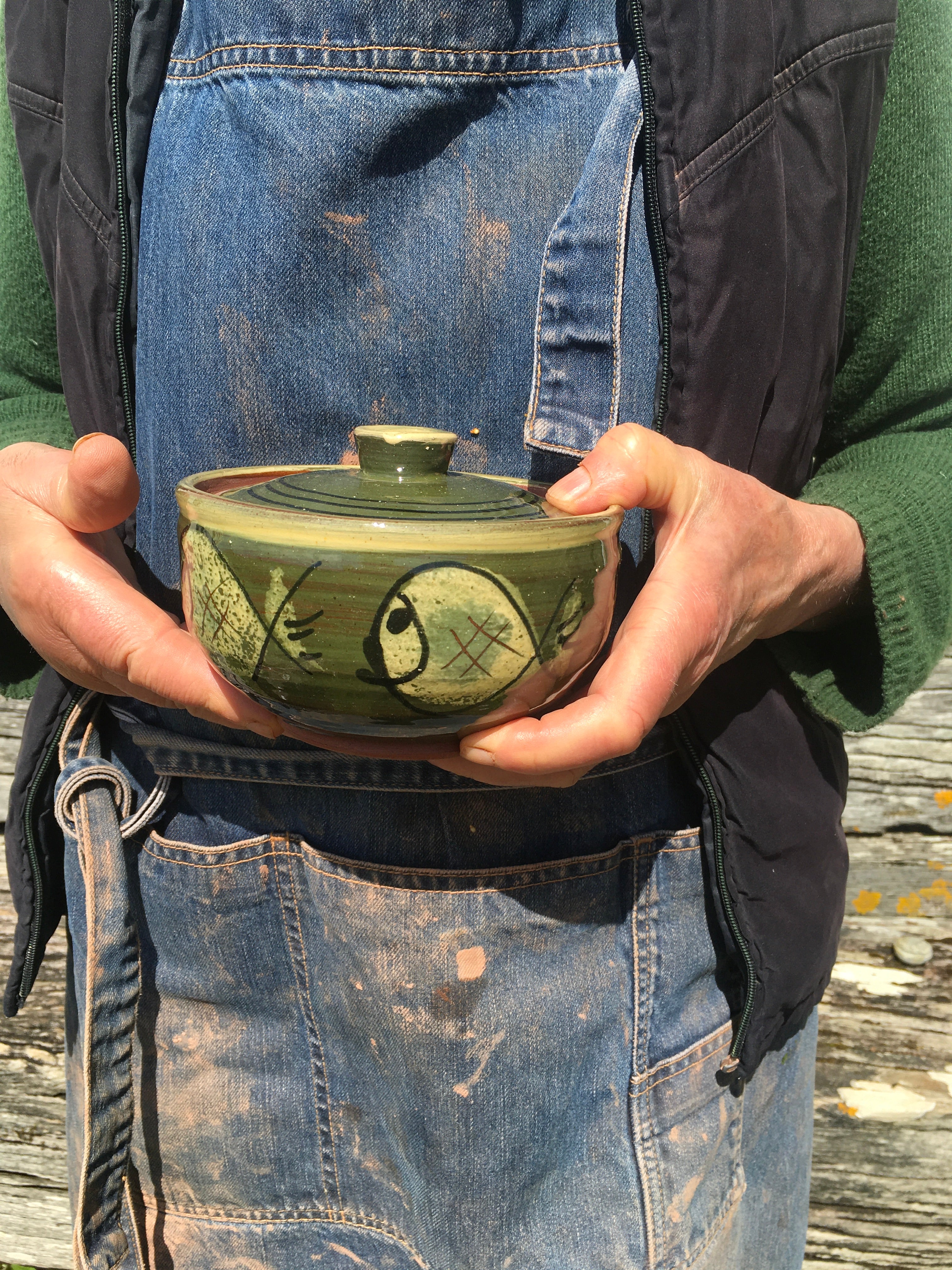 Dark Green Fat Fish Lidded Pot